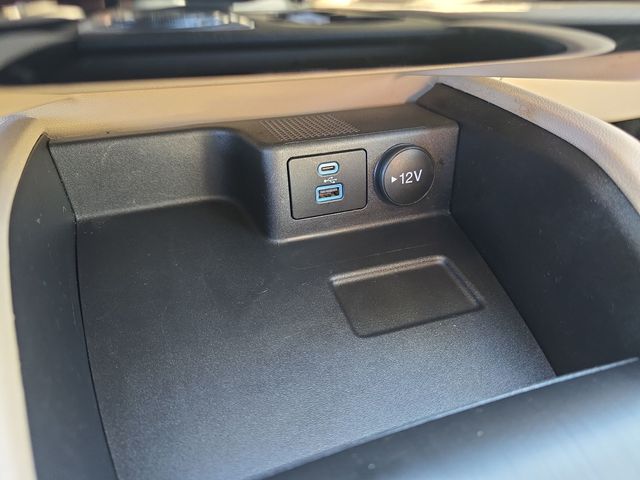 2022 Ford Escape SE - Photo 24