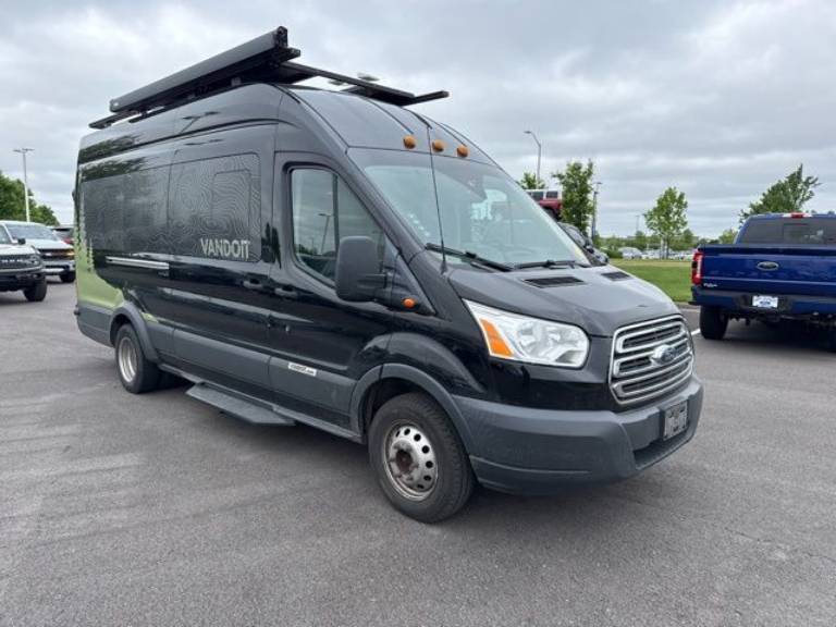 2018 Ford Transit Passenger Wagon XLT
