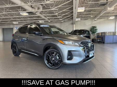 2021 Nissan Kicks SR