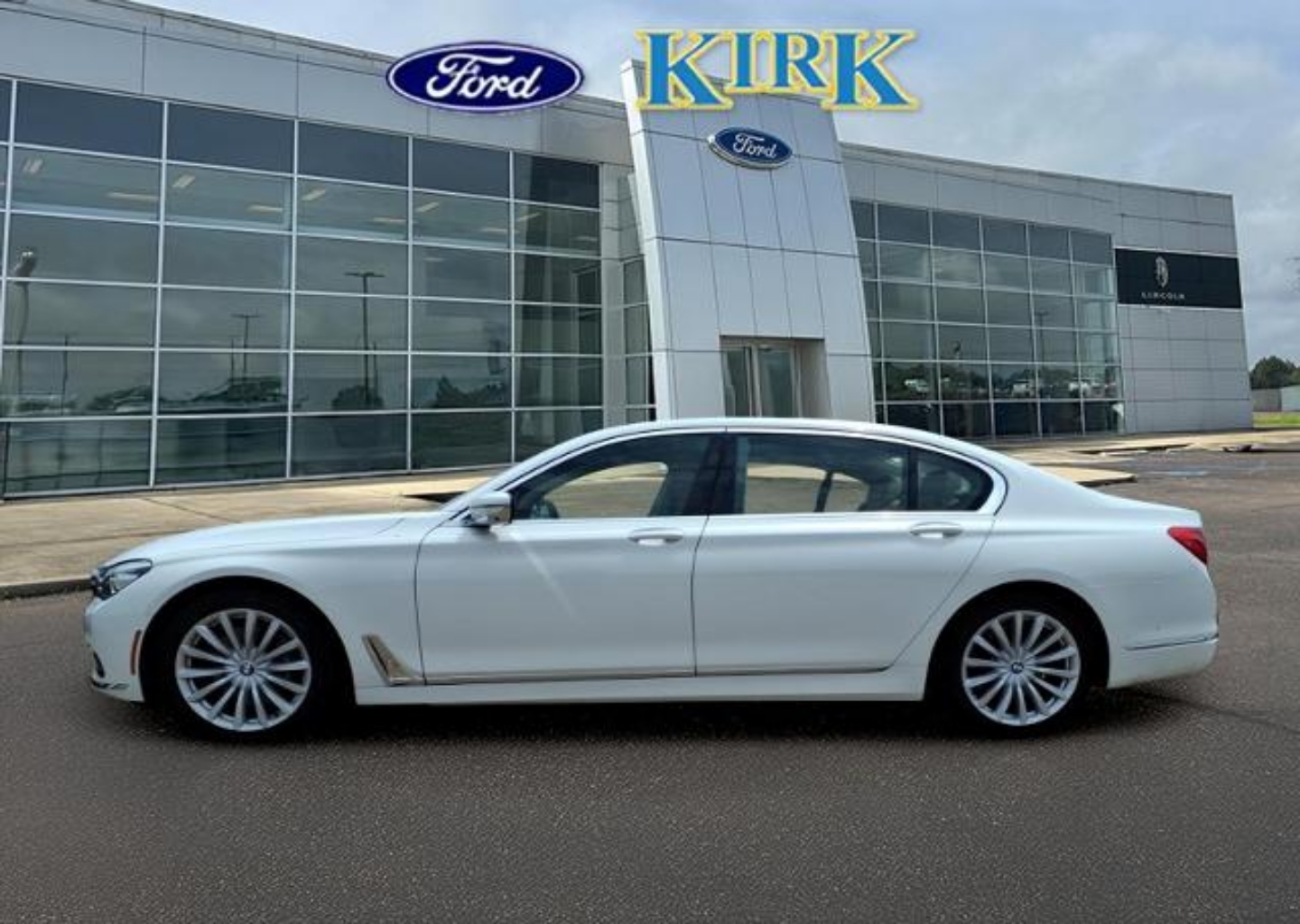 Used 2016 Cadillac XTS Luxury Collection with VIN 2G61M5S39G9150351 for sale in Grenada, MS