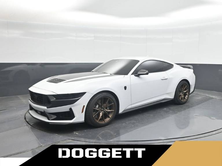 2026 Ford Mustang Dark Horse