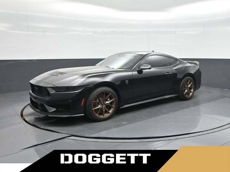 2026 Ford Mustang Dark Horse