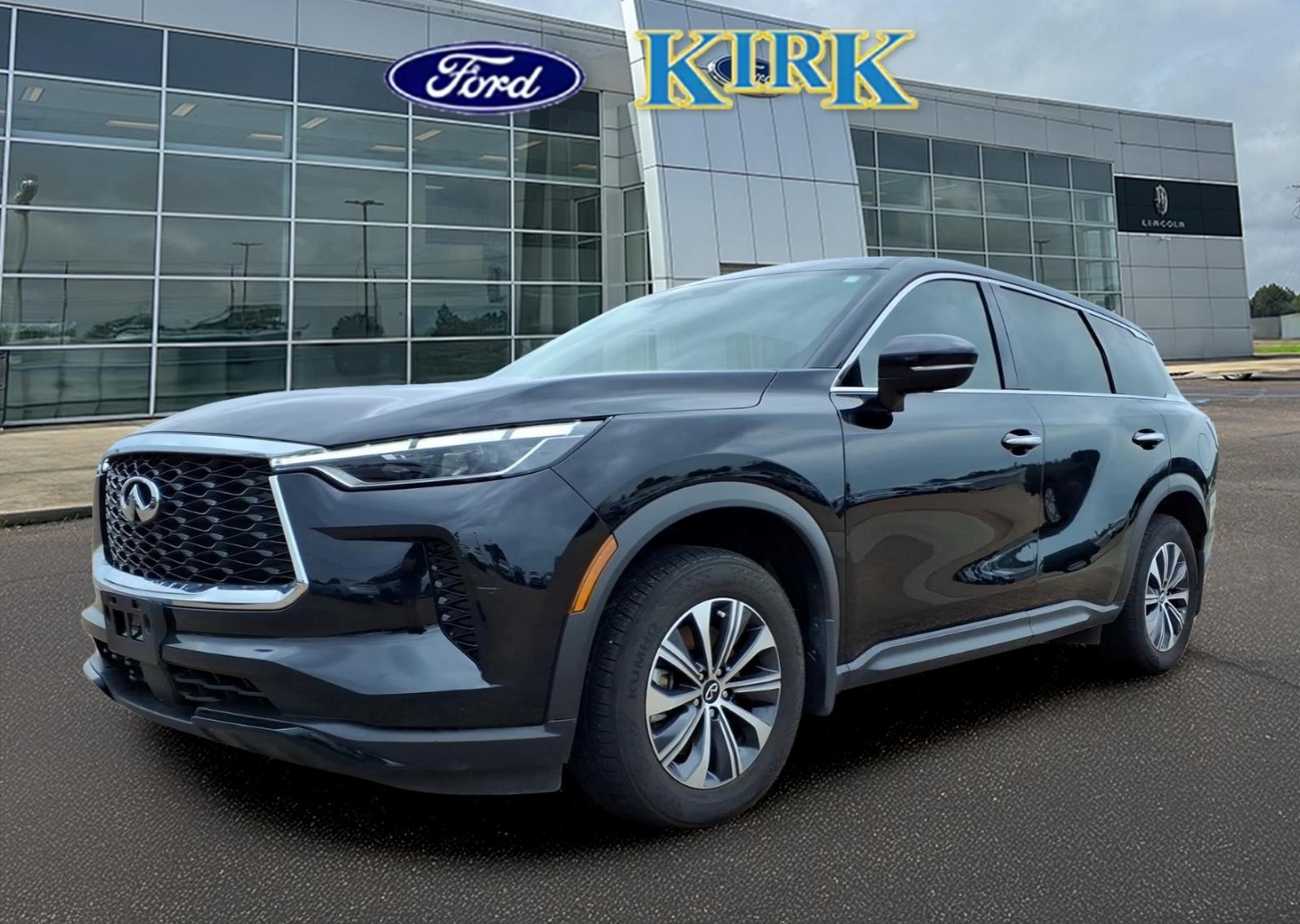 2023 INFINITI QX60 PURE's photo