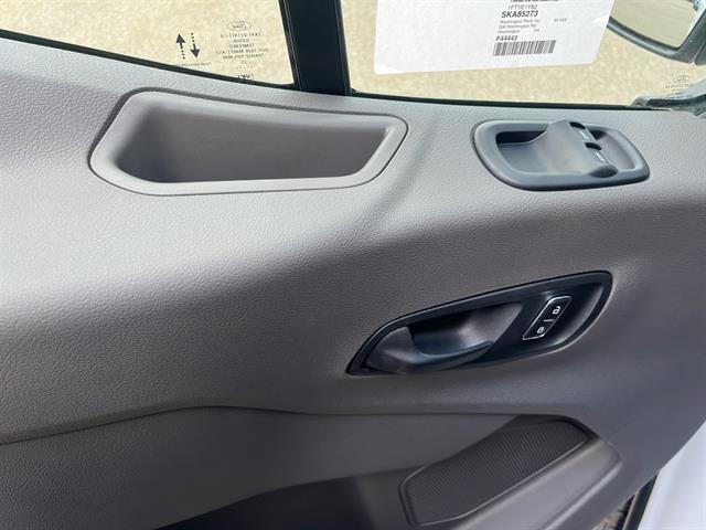 2025 Ford Transit Van Base - Photo 13