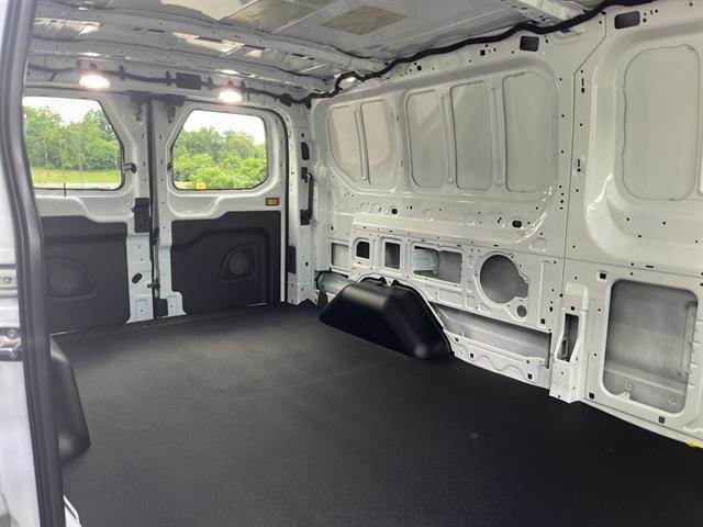 2025 Ford Transit Van Base - Photo 15