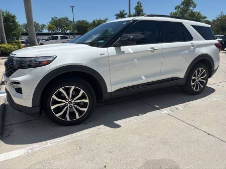 2023 Ford Explorer ST-Line