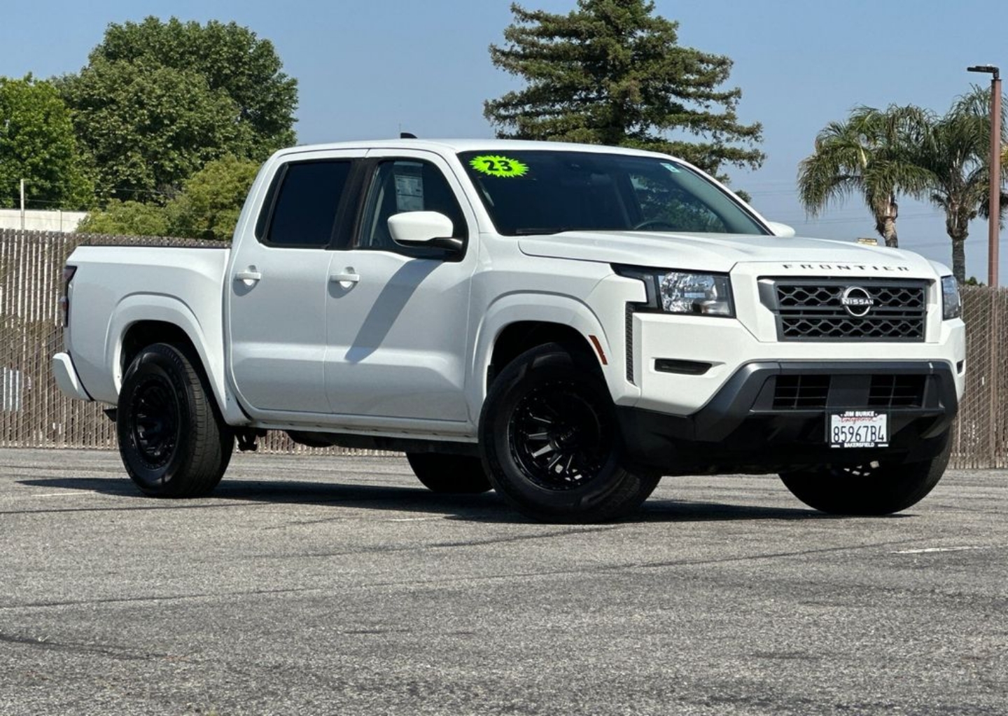 2023 Nissan Frontier SV Crew Cab 4X2 SWB's photo