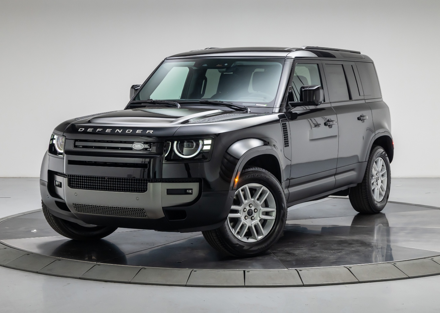 2026 Land Rover Defender 110 S P300's photo