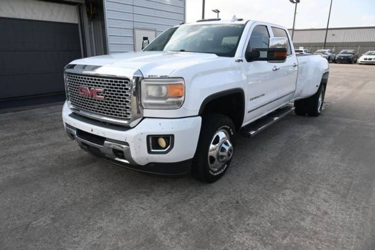 2015 GMC Sierra 3500HD Denali