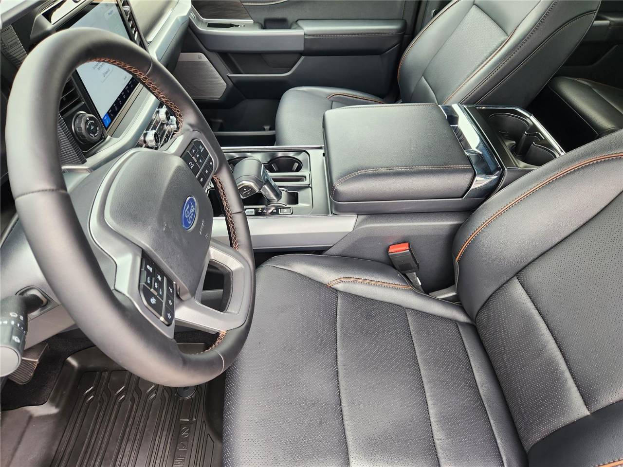 2025 Ford F-150 Lariat - Photo 9