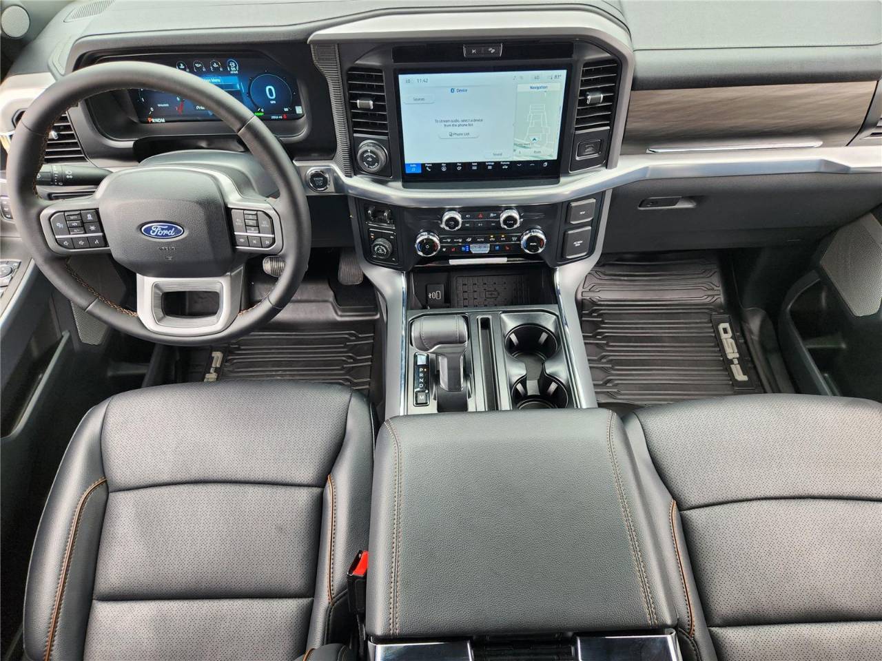 2025 Ford F-150 Lariat - Photo 18