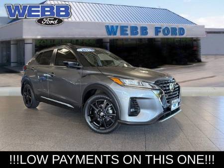 2021 Nissan Kicks SR