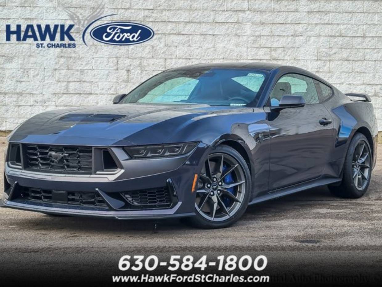 2025 Ford Mustang Dark Horse's photo