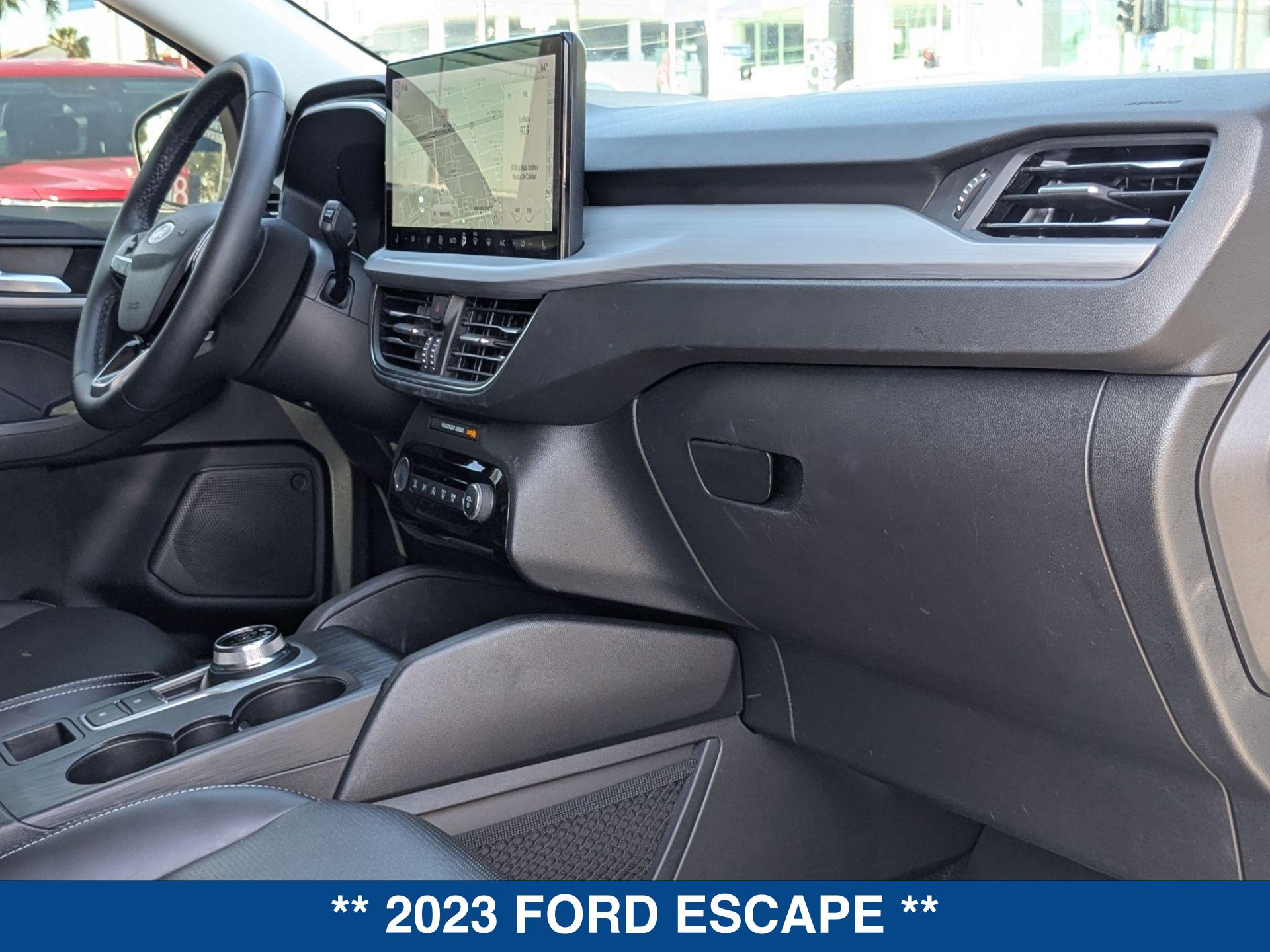 2023 Ford Escape Platinum - Photo 24
