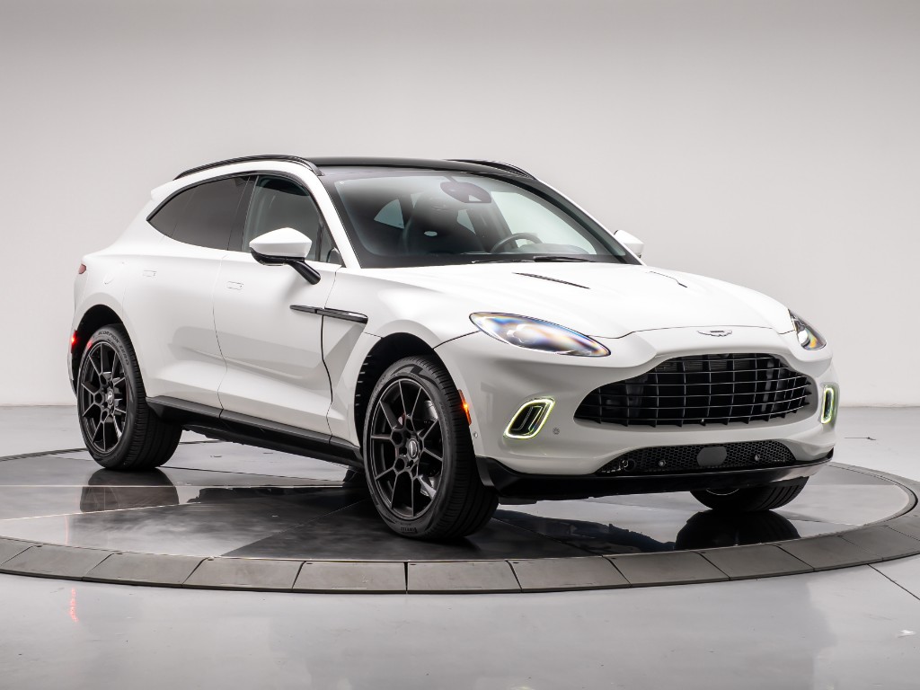 2021 Aston Martin DBX Base
