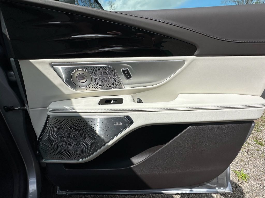 Showcase Image