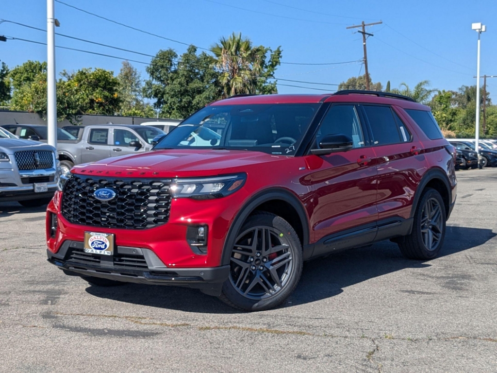 2026 Ford Explorer ST Line