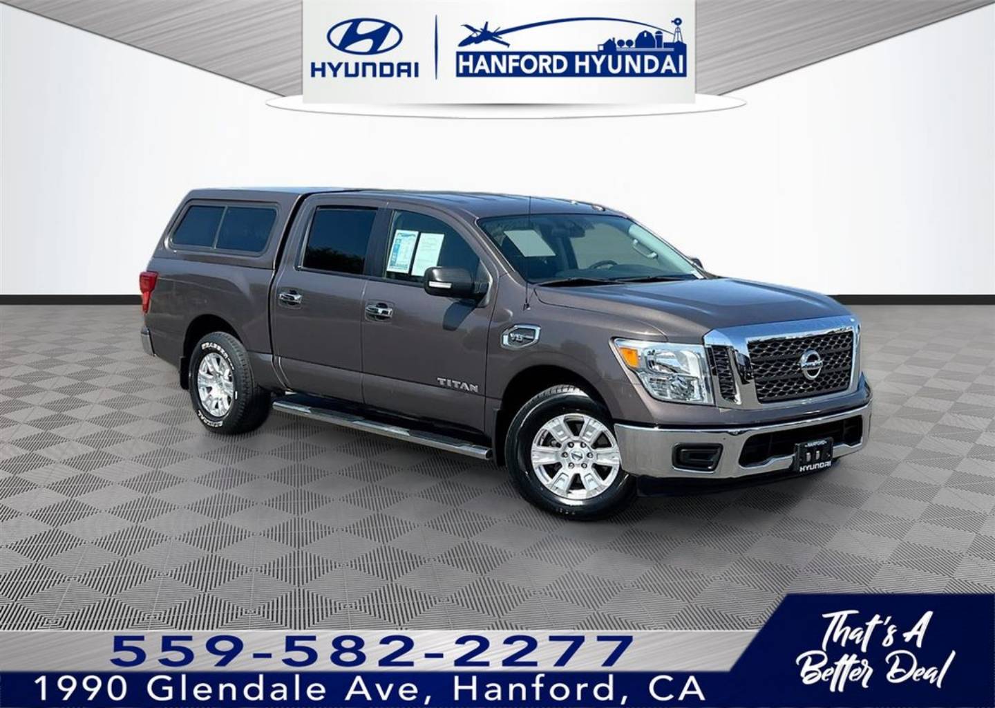 2017 Nissan Titan SV 4X2 Crew Cab's photo