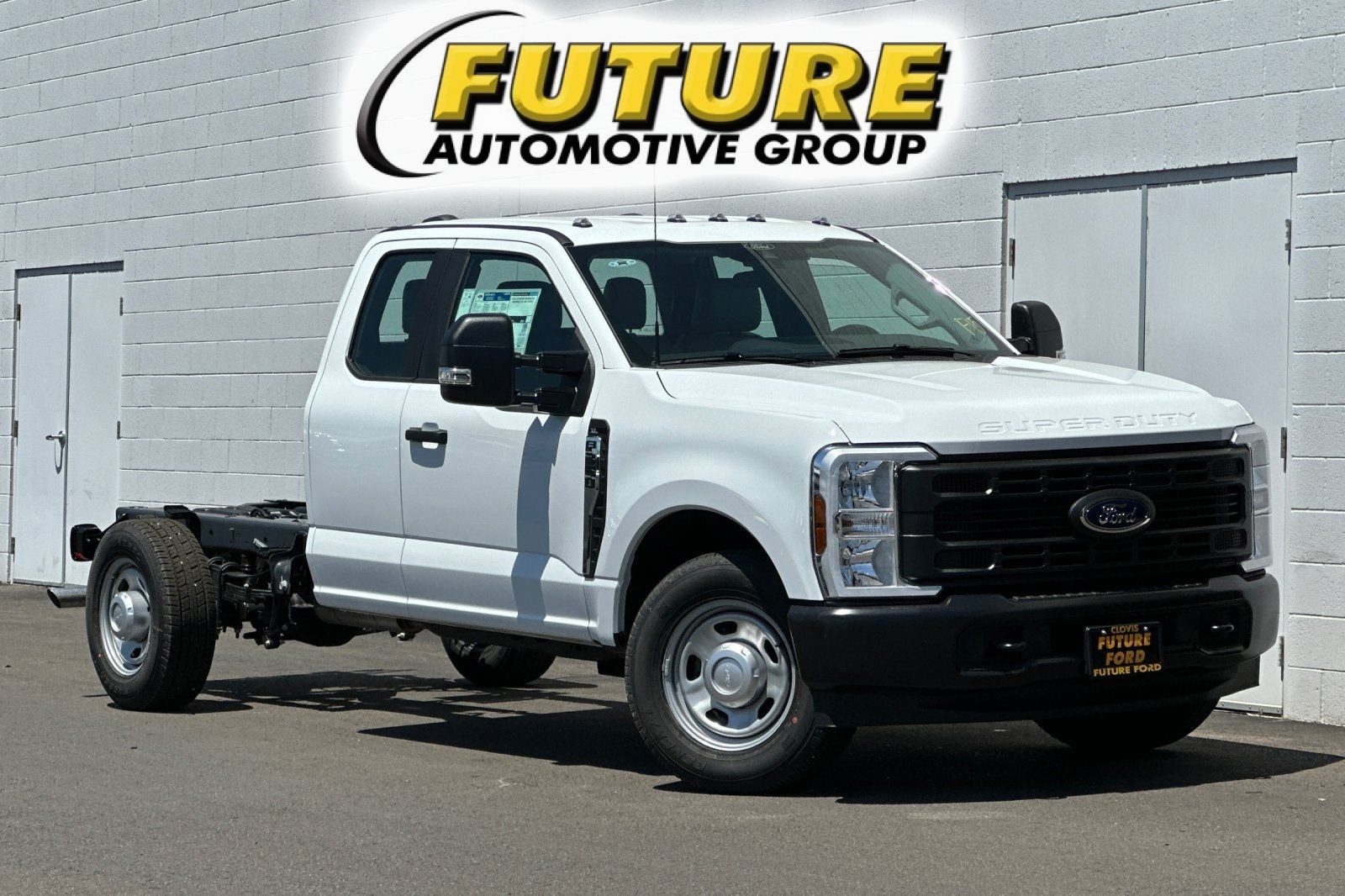 2026 Ford F-350 XL SuperCab 168-In SRW's photo