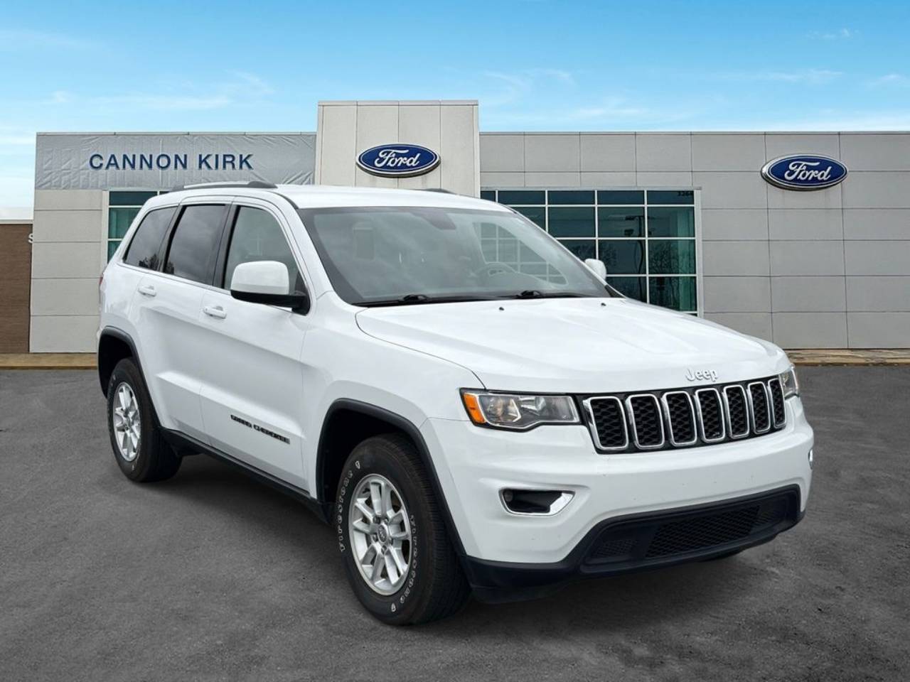 2019 Jeep Grand Cherokee Laredo E's photo