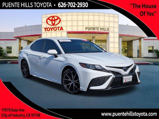 2023 Toyota Camry SE