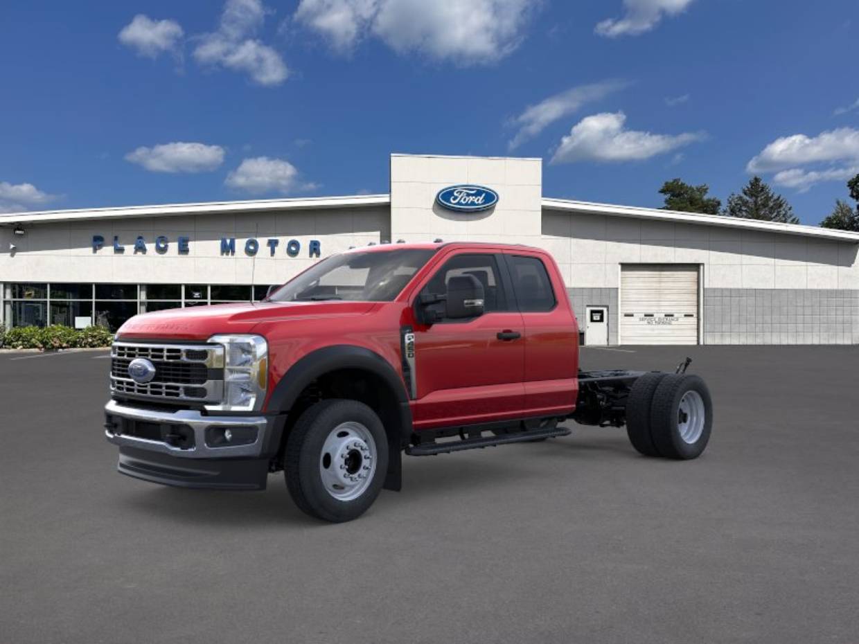 2026 Ford F-450 XLT 4x4 SuperCab 168-In DRW's photo
