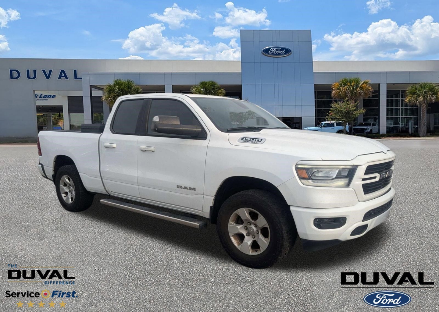 2019 RAM 1500 Big Horn/Lone Star 4x4 Quad Cab 6'4's photo
