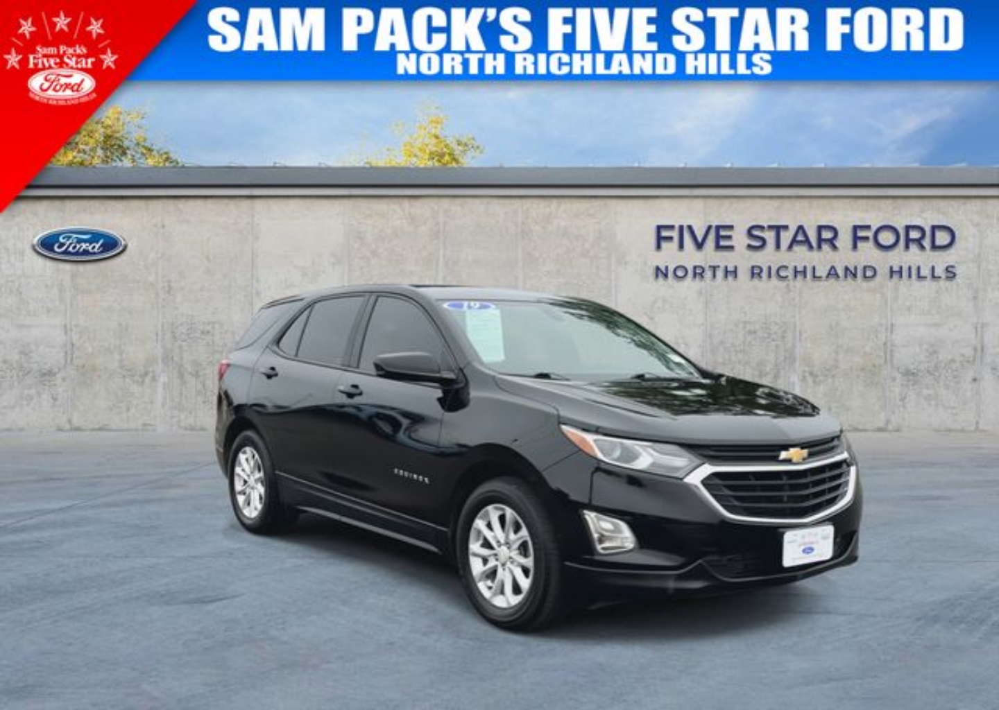 Used 2019 Chevrolet Equinox LS with VIN 2GNAXHEV4K6143814 for sale in North Richland Hills, TX