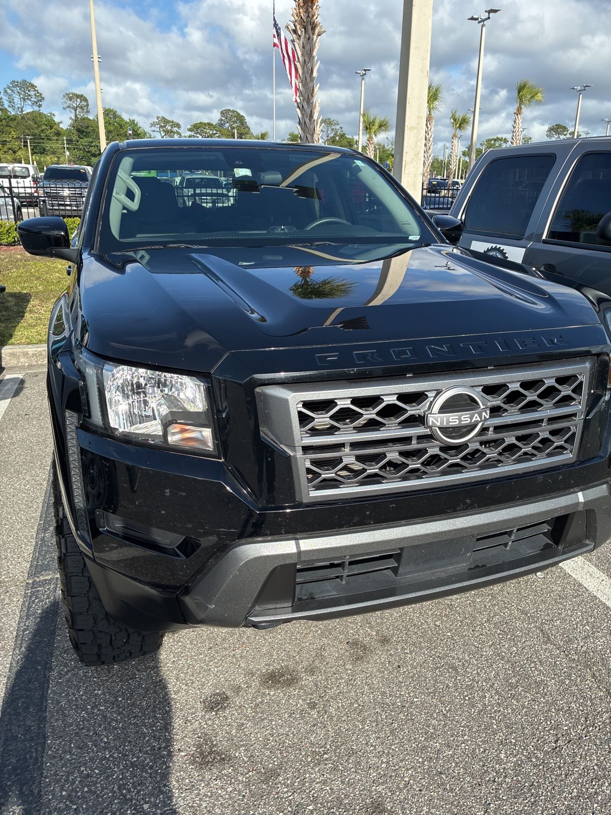 2022 Nissan Frontier SV