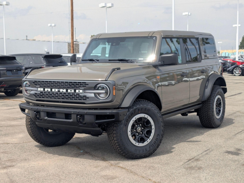 2026 Ford Bronco Badlands