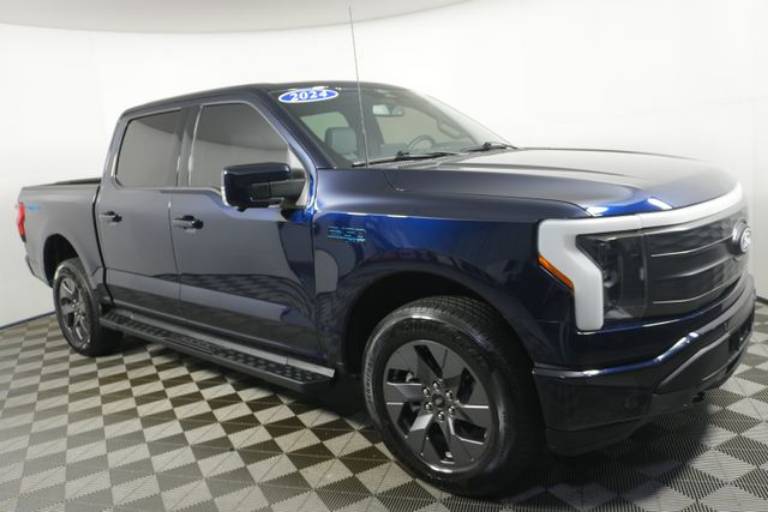 2024 Ford F-150 Lightning LARIAT