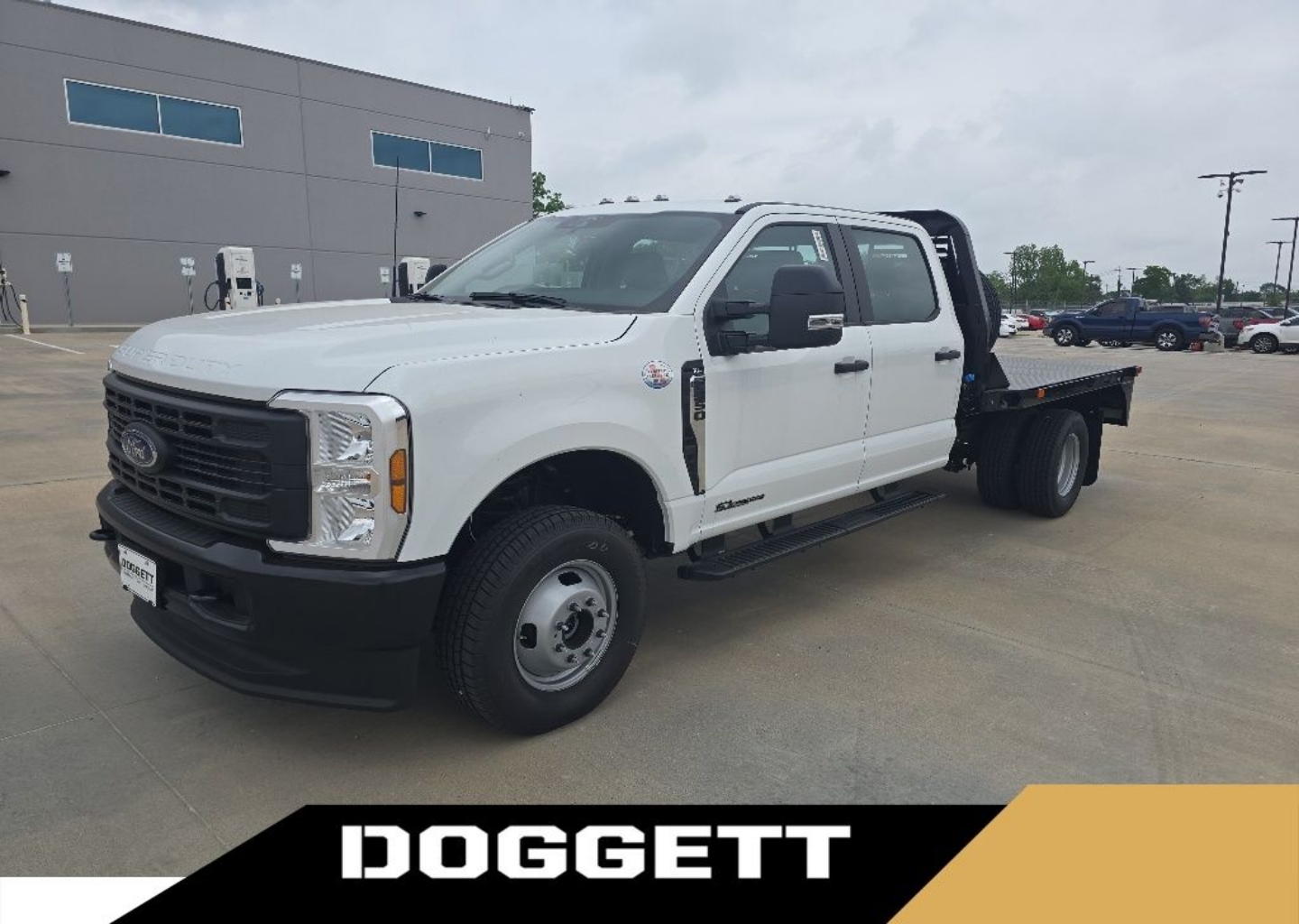 2026 Ford F-350 Super Duty Chassis Cab XL
