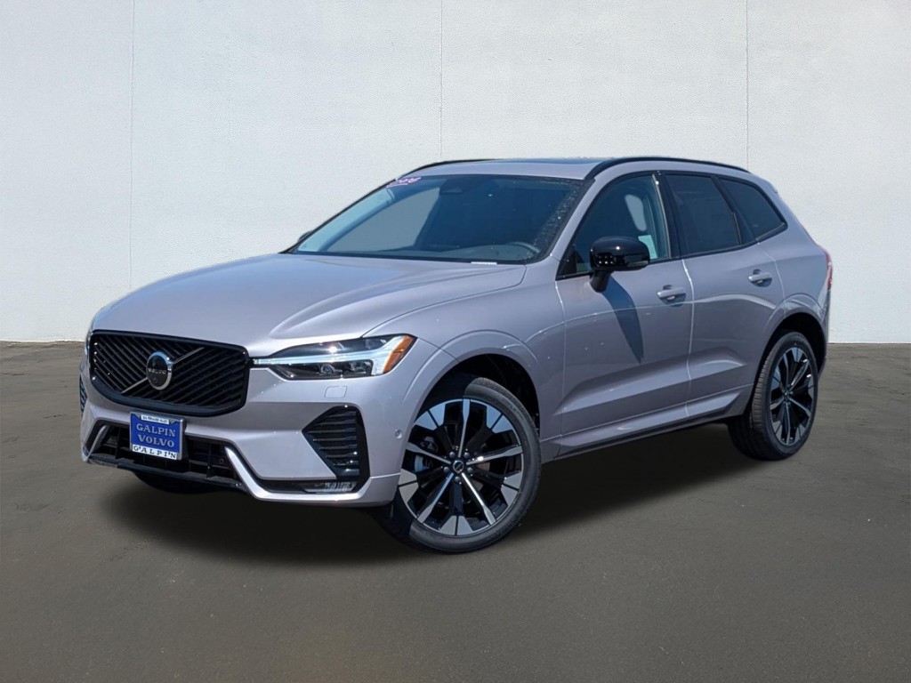 2026 Volvo XC60 B5 Plus