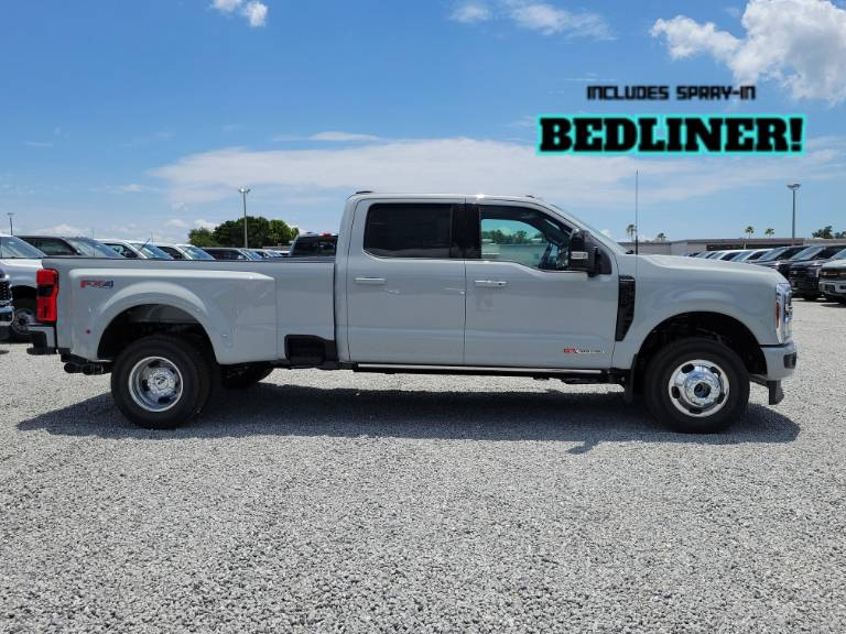 2026 Ford Super Duty F-350 DRW Platinum