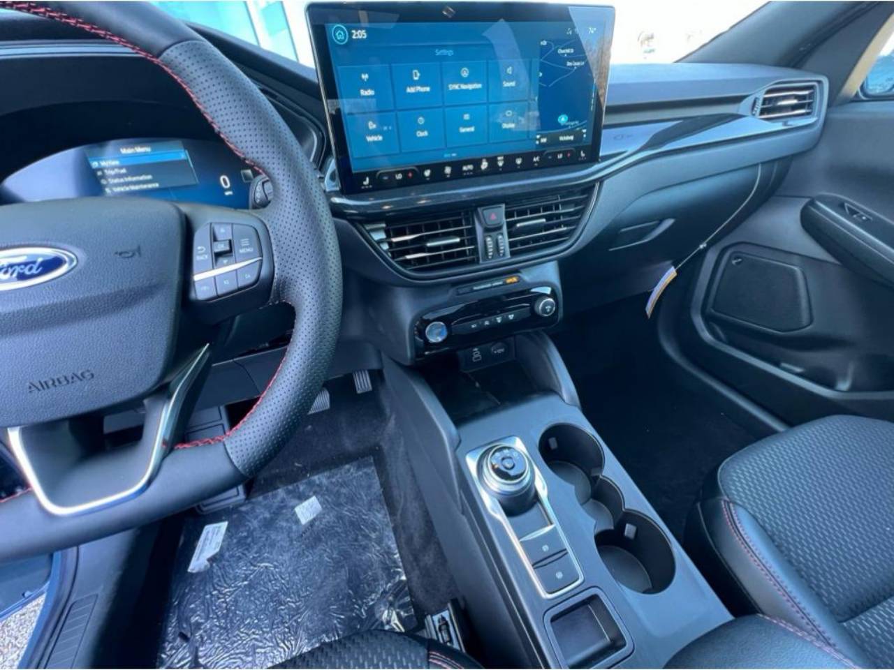 2025 Ford Escape ST-Line Select - Photo 16
