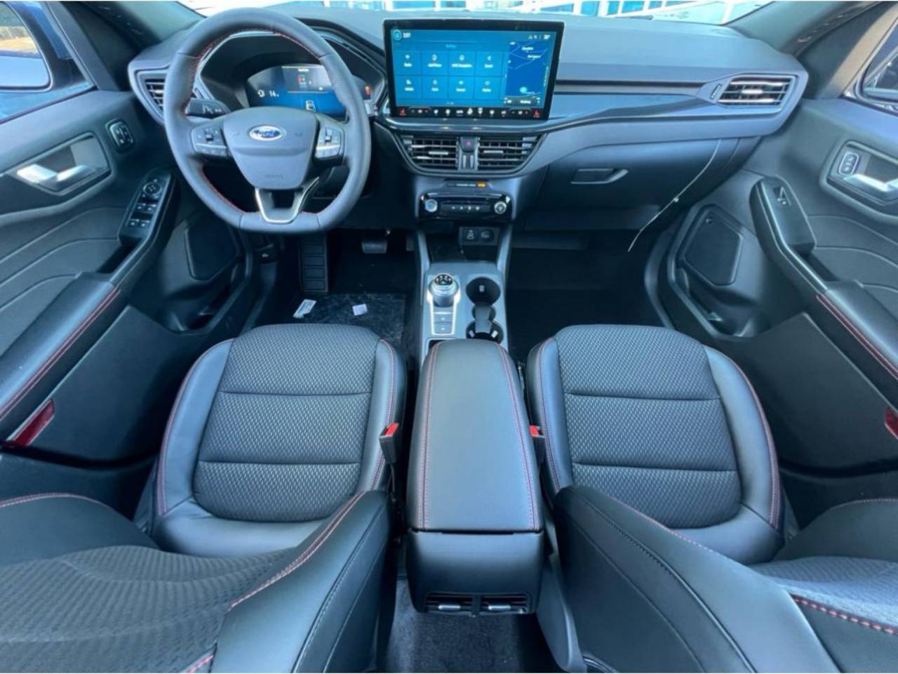 2025 Ford Escape ST-Line Select - Photo 22