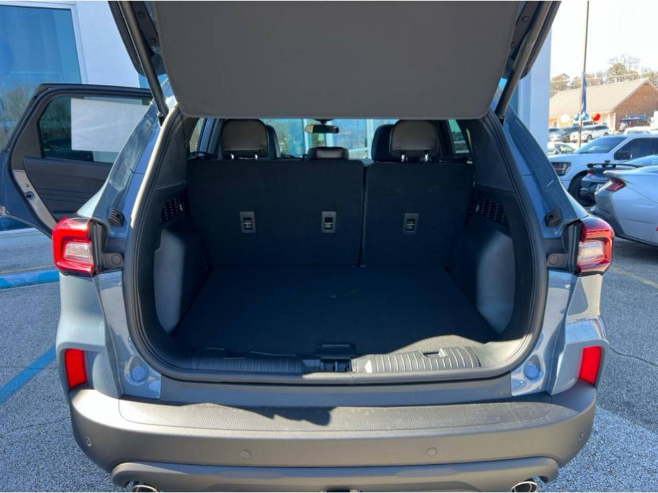 2025 Ford Escape ST-Line Select - Photo 24