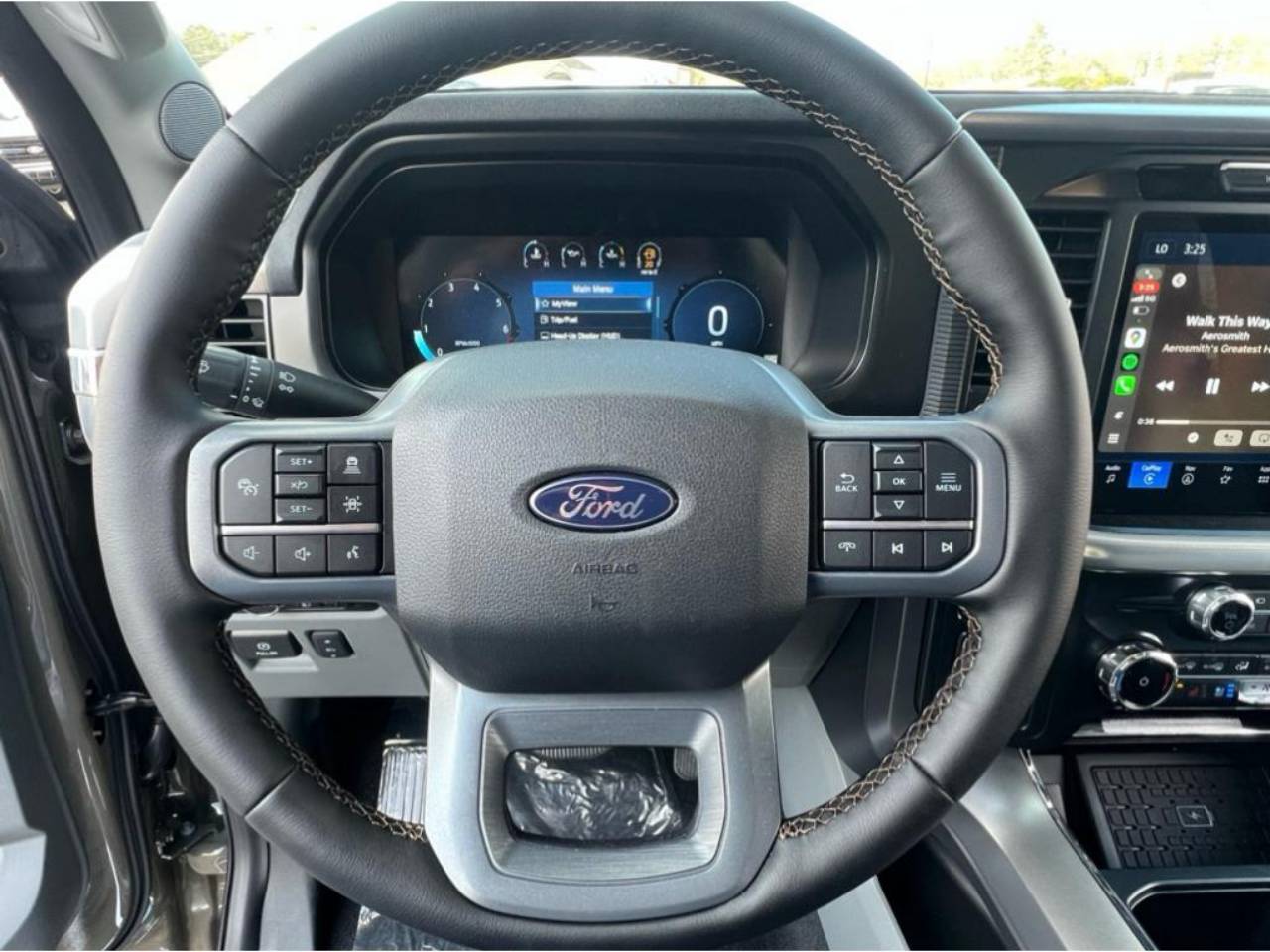 2025 Ford F-150 Lariat - Photo 14