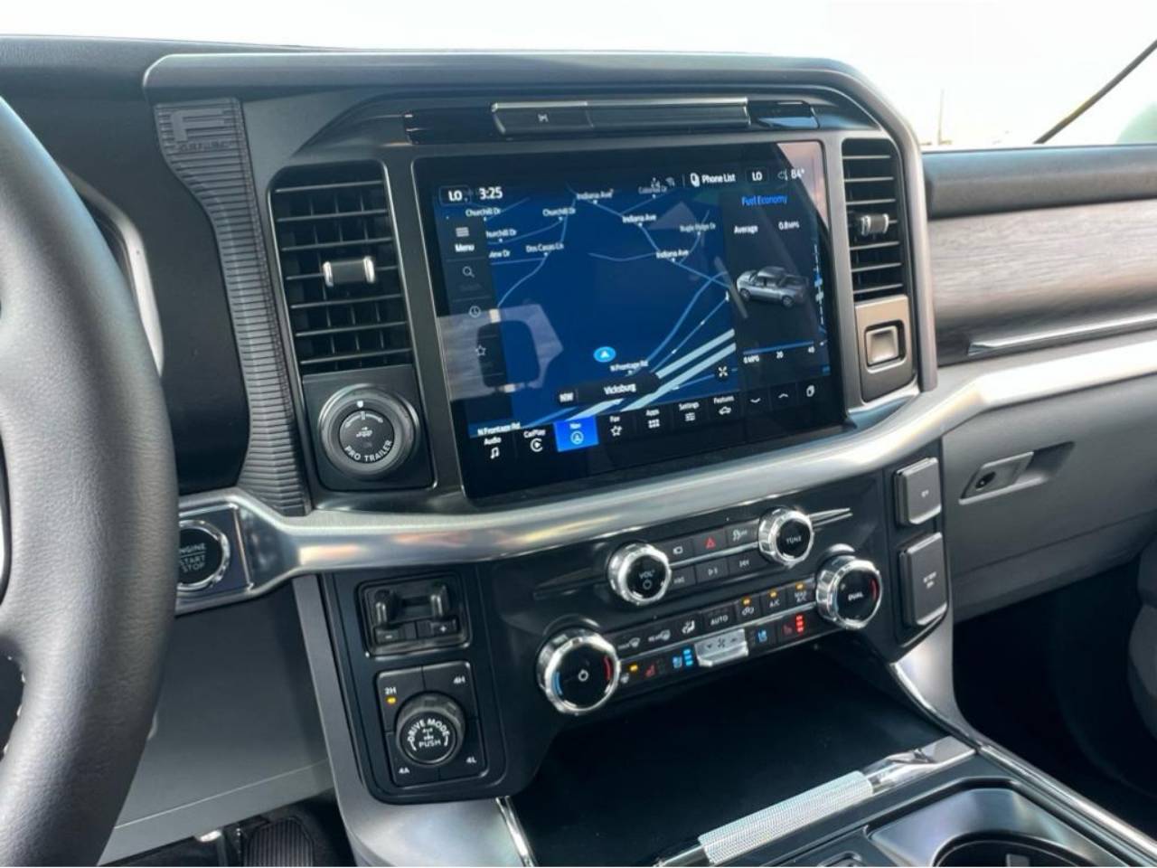 2025 Ford F-150 Lariat - Photo 18