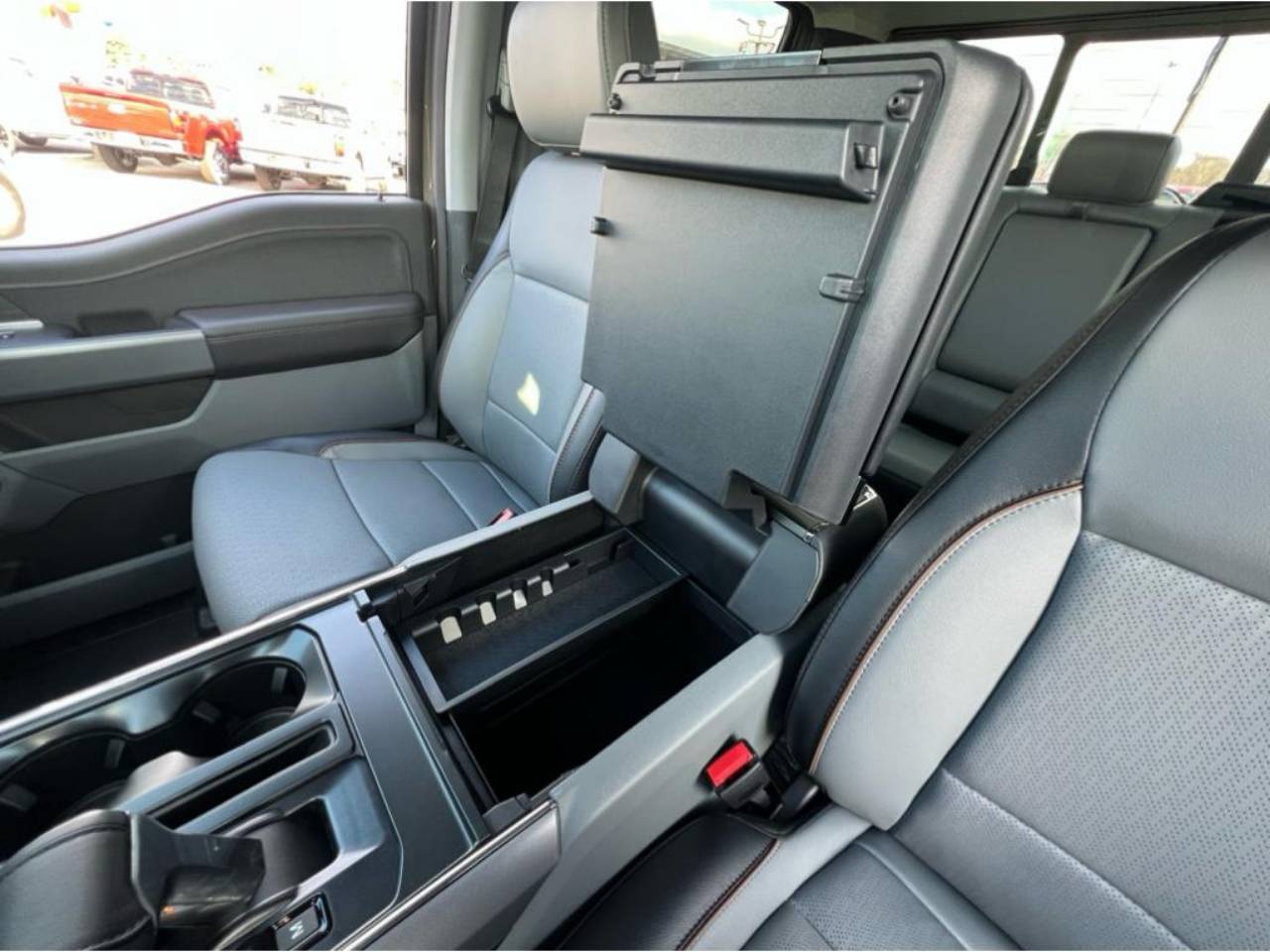 2025 Ford F-150 Lariat - Photo 23