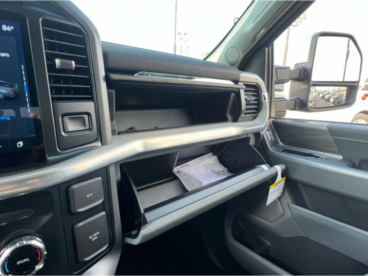 2025 Ford F-150 Lariat - Photo 25