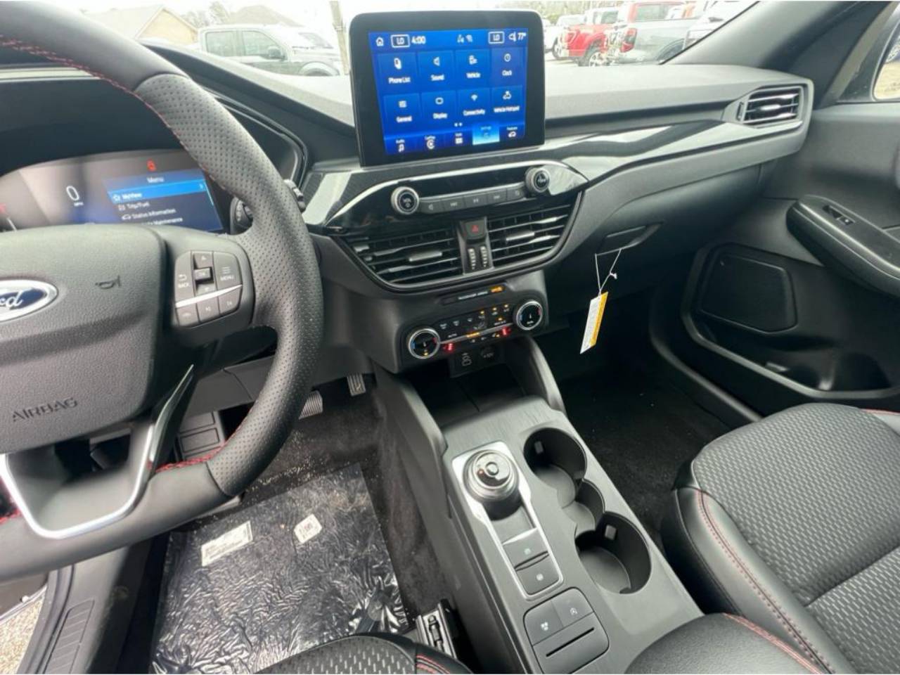 2025 Ford Escape ST-Line Select - Photo 18