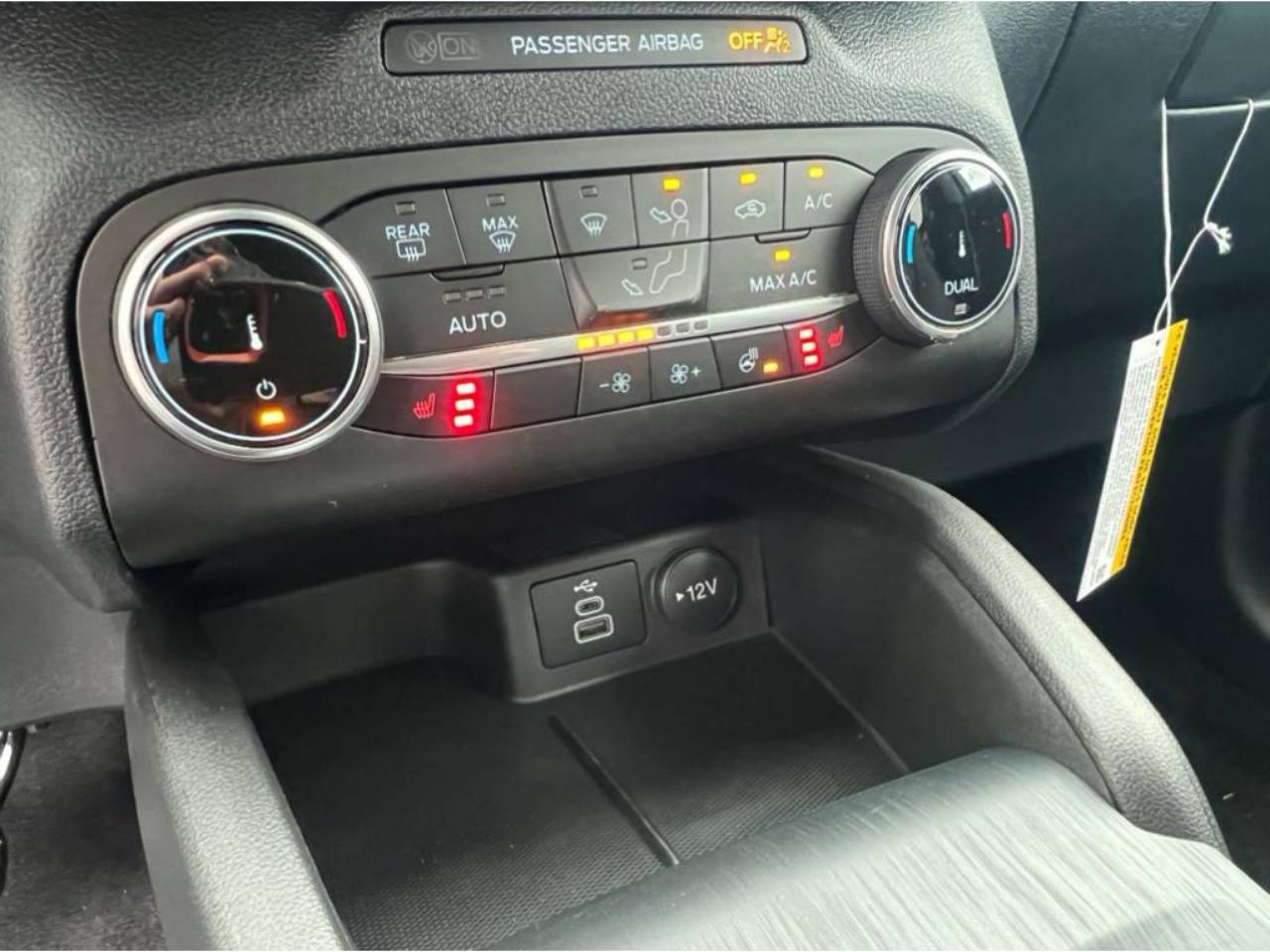 2025 Ford Escape ST-Line Select - Photo 21