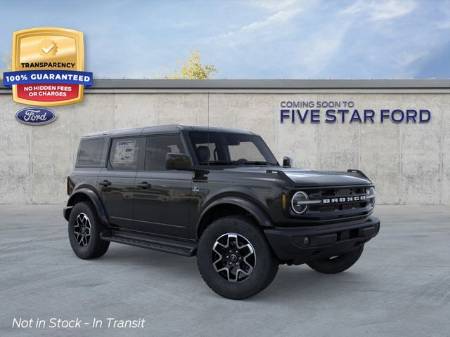 2026 Ford Bronco Outer Banks