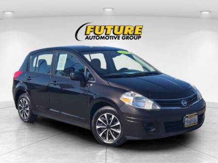 2012 Nissan Versa 1.8 S