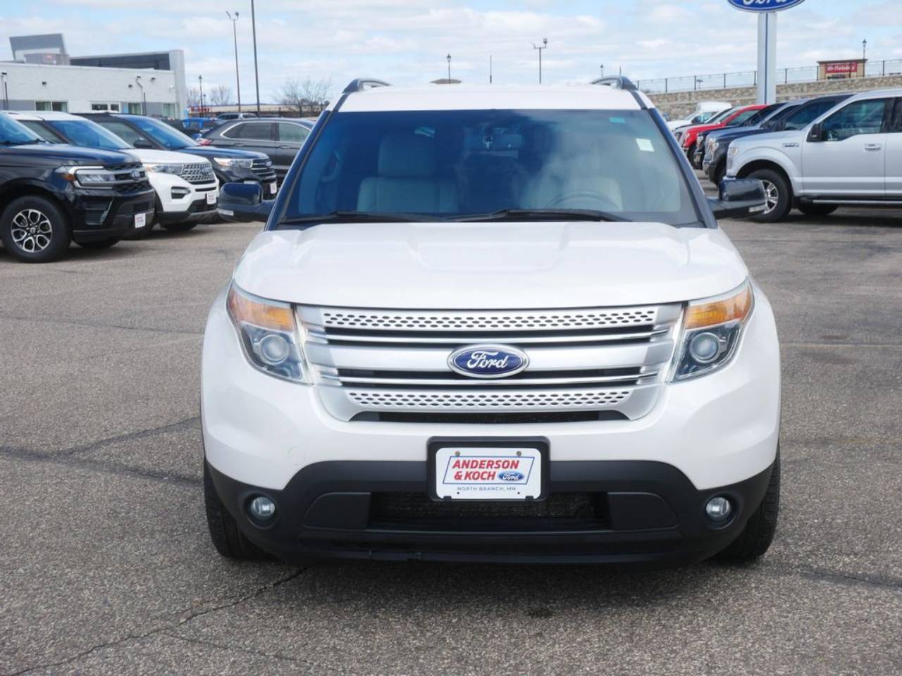 Used 2015 Ford Explorer XLT with VIN 1FM5K8D87FGA86725 for sale in North Branch, Minnesota