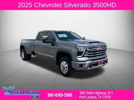2025 Chevrolet Silverado 3500HD High Country
