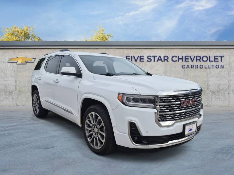 2023 GMC Acadia Denali