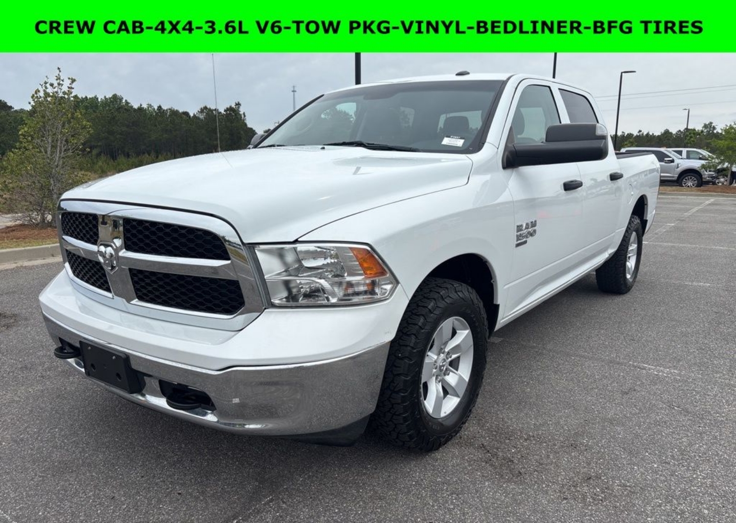 2022 RAM 1500 Classic Tradesman 4x4 Crew Cab 5'7's photo
