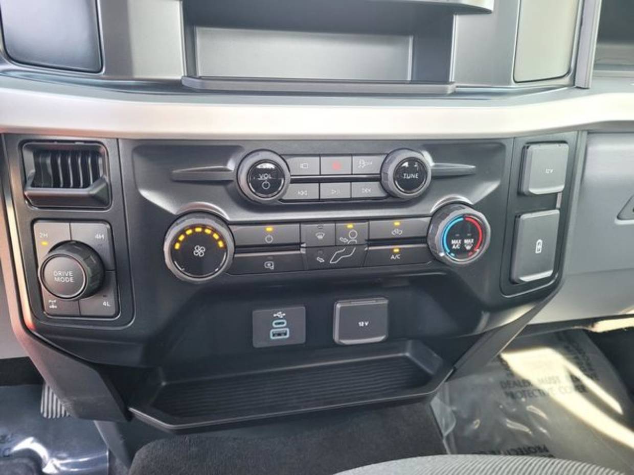2025 Ford F-350 Super Duty XL - Photo 16